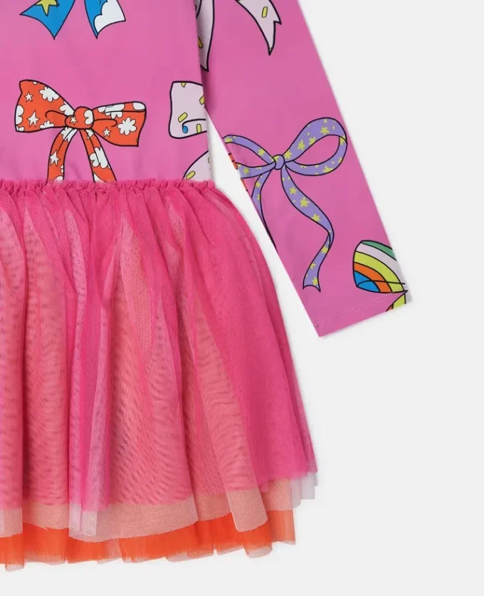 Abito in tulle a strati con stampa fiocco Abito in tulle a strati con stampa fiocco