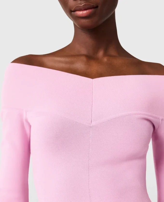 Abito lungo a maniche lunghe in maglia compatta Abito lungo a maniche lunghe in maglia compatta