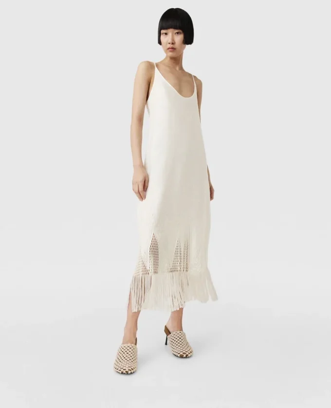 Abito midi con frange e maglia aperta Abito midi con frange e maglia aperta