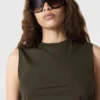 Abito midi senza maniche con collo rotondo e maglia intrecciata Abito midi senza maniche con collo rotondo e maglia intrecciata