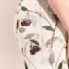Abito midi senza spalline in maglia con stampa ciliegie Abito midi senza spalline in maglia con stampa ciliegie