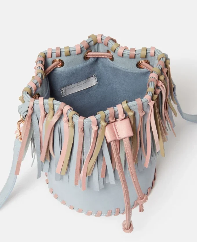Borsa a secchiello con frange e nappine Borsa a secchiello con frange e nappine