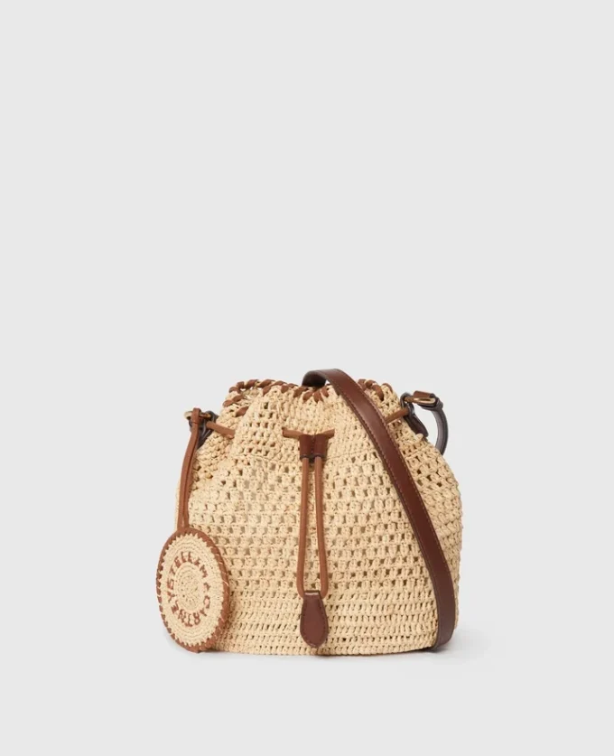 Borsa a secchiello Falabella in rafia lavorata all’uncinetto Borsa a secchiello Falabella in rafia lavorata all’uncinetto