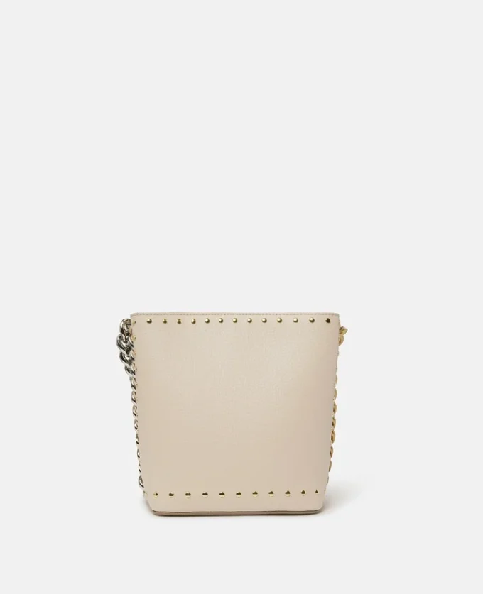 Borsa a secchiello Frayme con borchie e finitura Alter Mat granulosa Borsa a secchiello Frayme con borchie e finitura Alter Mat granulosa