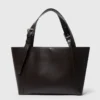 Borsa a tracolla con cintura e logo Borsa a tracolla con cintura e logo