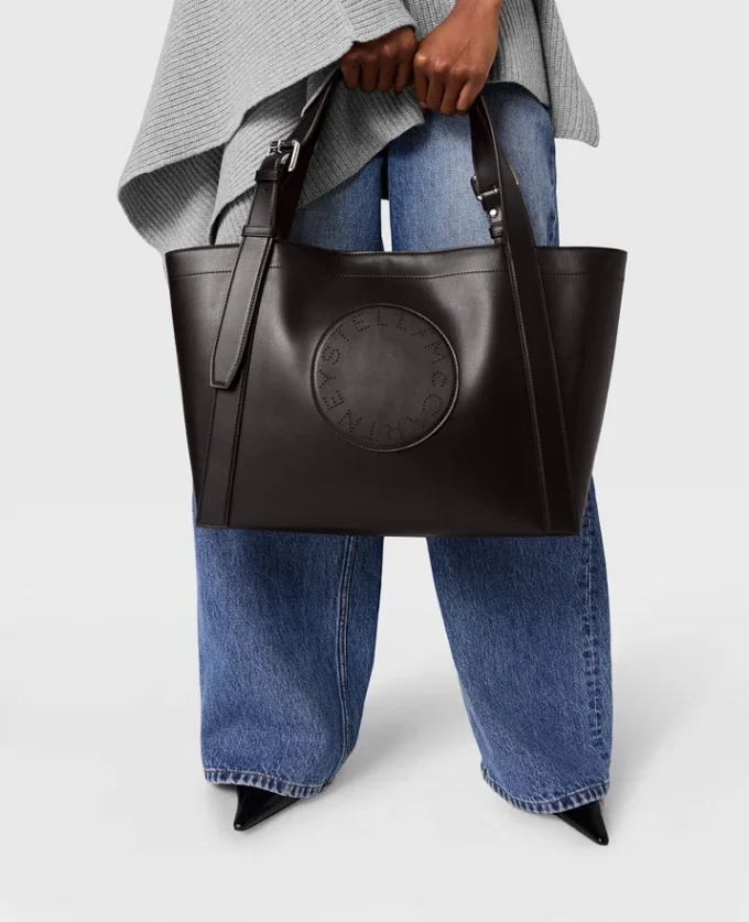 Borsa a tracolla con cintura e logo Borsa a tracolla con cintura e logo