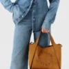Borsa a tracolla con manico superiore e logo Borsa a tracolla con manico superiore e logo