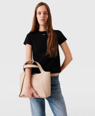 Borsa a tracolla con manico superiore e logo
