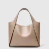 Borsa a tracolla con manico superiore e logo Borsa a tracolla con manico superiore e logo