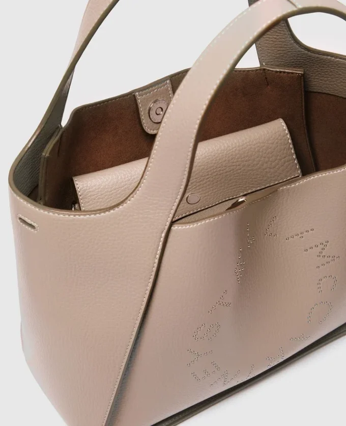 Borsa a tracolla con manico superiore e logo Borsa a tracolla con manico superiore e logo