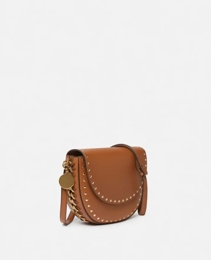 Borsa a tracolla con patta media Frayme Studded Grainy Alter Mat Borsa a tracolla con patta media Frayme Studded Grainy Alter Mat