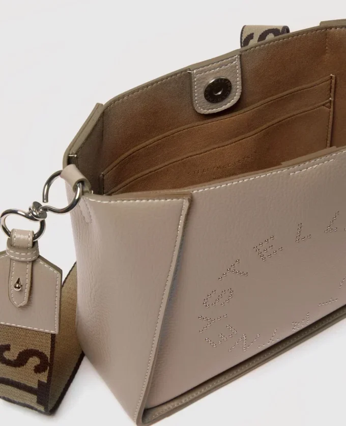 Borsa a tracolla quadrata con logo Borsa a tracolla quadrata con logo