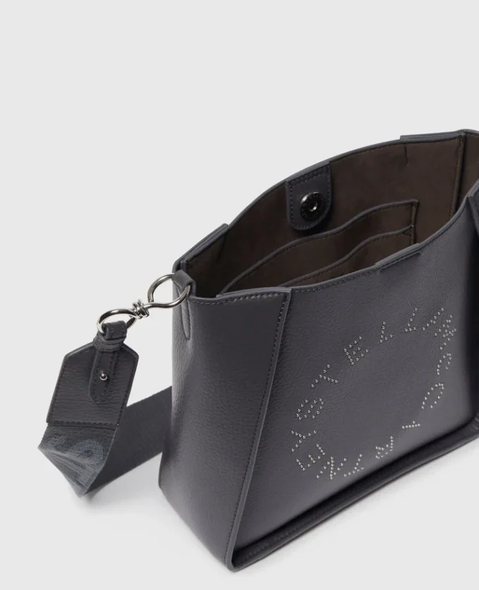 Borsa a tracolla quadrata con logo Borsa a tracolla quadrata con logo