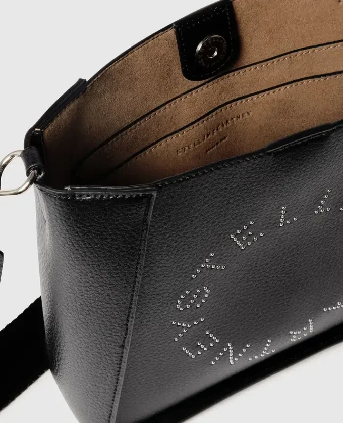 Borsa a tracolla quadrata con logo Borsa a tracolla quadrata con logo