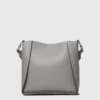 Borsa a tracolla quadrata con logo Borsa a tracolla quadrata con logo