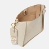 Borsa a tracolla quadrata con logo Borsa a tracolla quadrata con logo