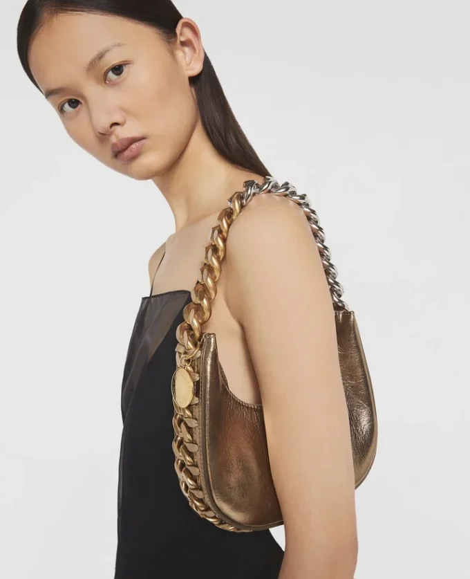 Borsa mini hobo Frayme con zip metallica Borsa mini hobo Frayme con zip metallica
