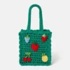 Borsa tote all’uncinetto ricamata con bacche Borsa tote all’uncinetto ricamata con bacche