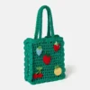 Borsa tote all’uncinetto ricamata con bacche Borsa tote all’uncinetto ricamata con bacche