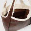 Borsa tote con fodera in peluche con logo