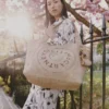Borsa tote grande in rafia con logo Borsa tote grande in rafia con logo