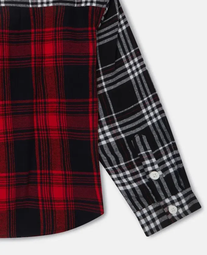 Camicia classica con pannelli a quadri Camicia classica con pannelli a quadri