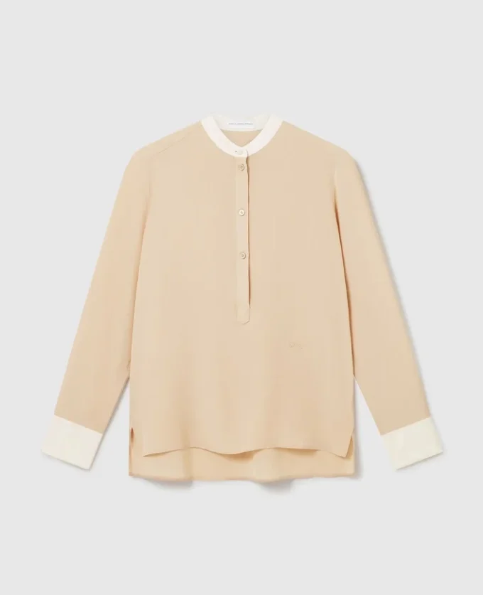 Camicia con collo alla coreana e pannello a contrasto Camicia con collo alla coreana e pannello a contrasto