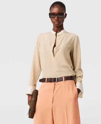 Camicia con collo alla coreana e pannello a contrasto