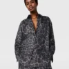Camicia oversize con stampa leopardata Camicia oversize con stampa leopardata