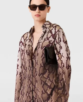 Camicia oversize con stampa serpente