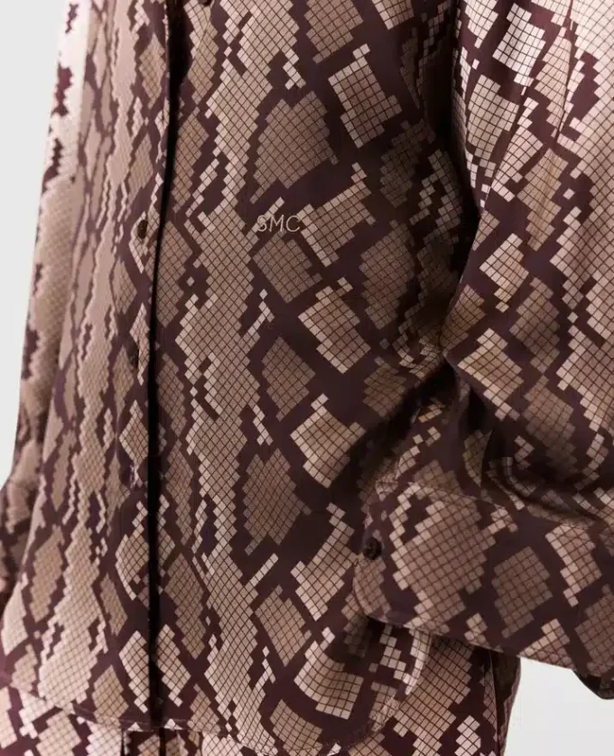Camicia oversize con stampa serpente Camicia oversize con stampa serpente