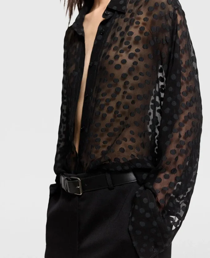 Camicia trasparente in chiffon a pois Camicia trasparente in chiffon a pois