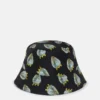 Cappello a secchiello in nylon rigenerato con stampa fragole Cappello a secchiello in nylon rigenerato con stampa fragole