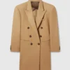 Cappotto doppiopetto di media lunghezza Cappotto doppiopetto di media lunghezza