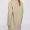 Cappotto doppiopetto in lana Cappotto doppiopetto in lana