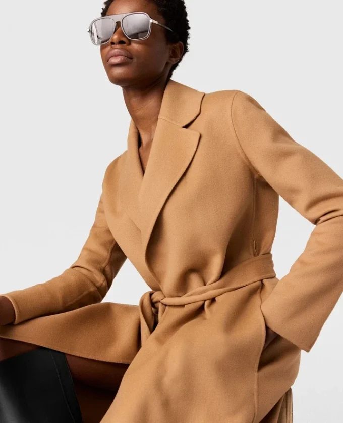 Cappotto double-face con cintura Cappotto double-face con cintura