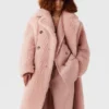 Cappotto lungo oversize in peluche Cappotto lungo oversize in peluche