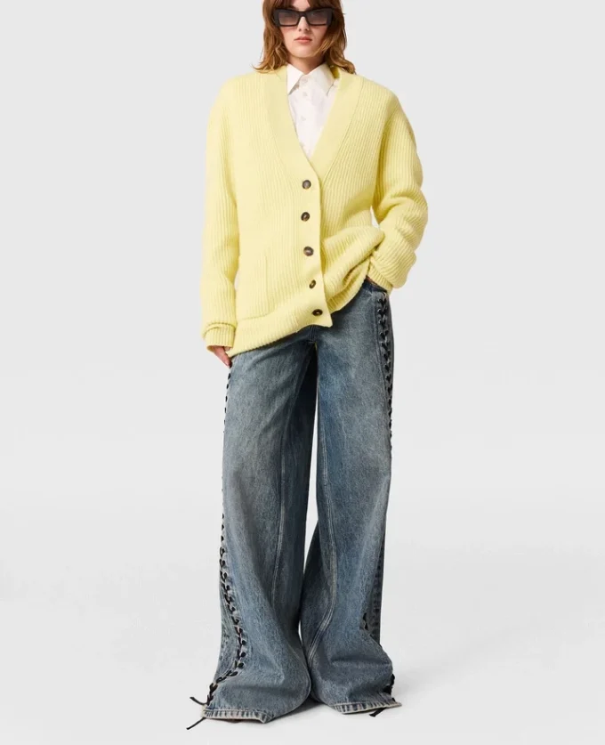Cardigan con scollo a V in maglia grossa Cardigan con scollo a V in maglia grossa
