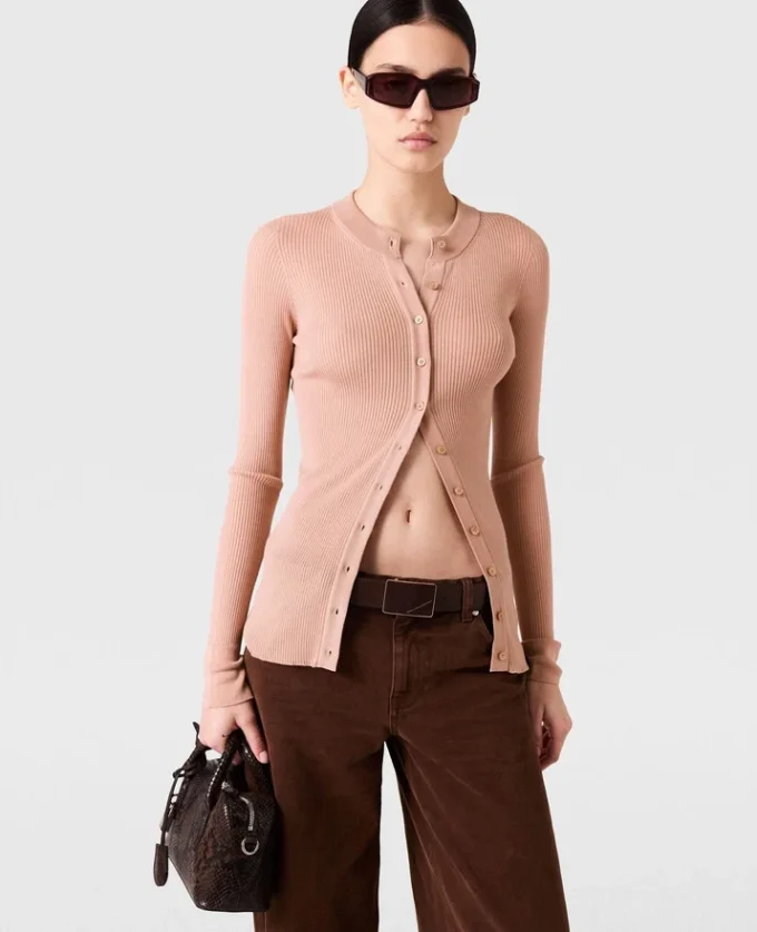 Cardigan girocollo in maglia leggera Cardigan girocollo in maglia leggera