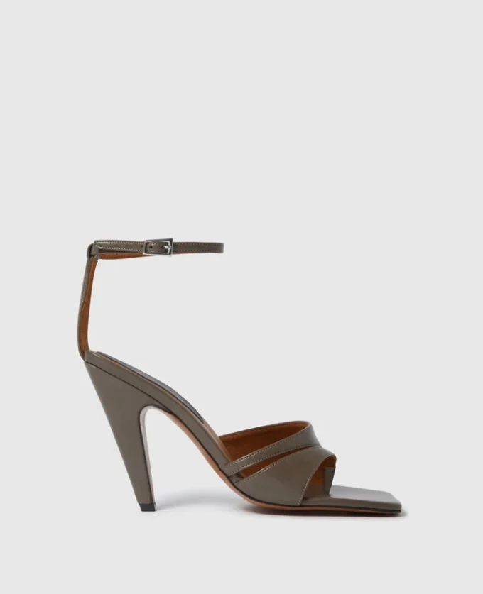 Décolleté con tacco Stella Spur