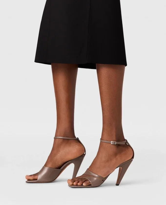 Décolleté con tacco Stella Spur