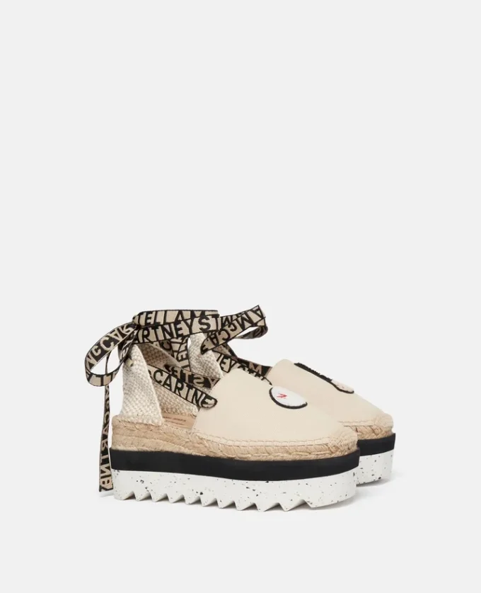 Espadrillas Gaia in tela con ricamo coniglietto nero Espadrillas Gaia in tela con ricamo coniglietto nero