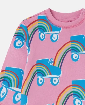 Felpa con stampa arcobaleno e pattini a rotelle