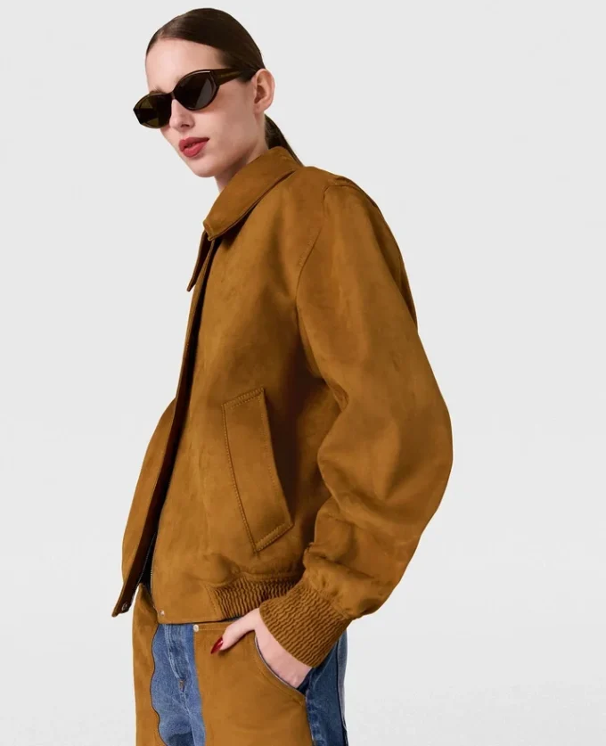 Giacca bomber con collo squadrato Giacca bomber con collo squadrato