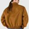 Giacca bomber con collo squadrato Giacca bomber con collo squadrato