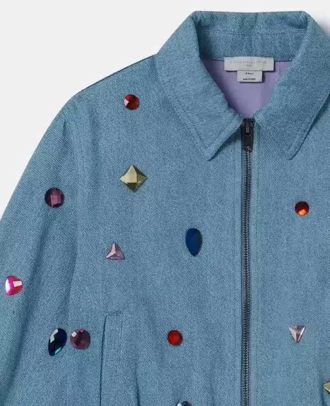 Giacca in denim ricamata con gioielli Giacca in denim ricamata con gioielli