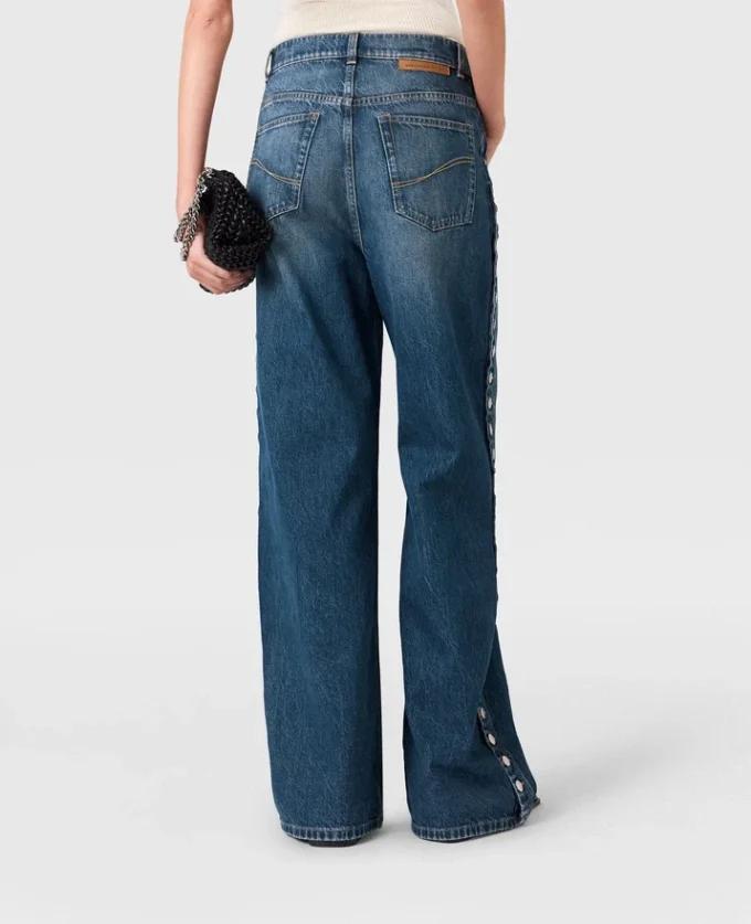 Jeans a gamba dritta con bottoni a pressione Jeans a gamba dritta con bottoni a pressione