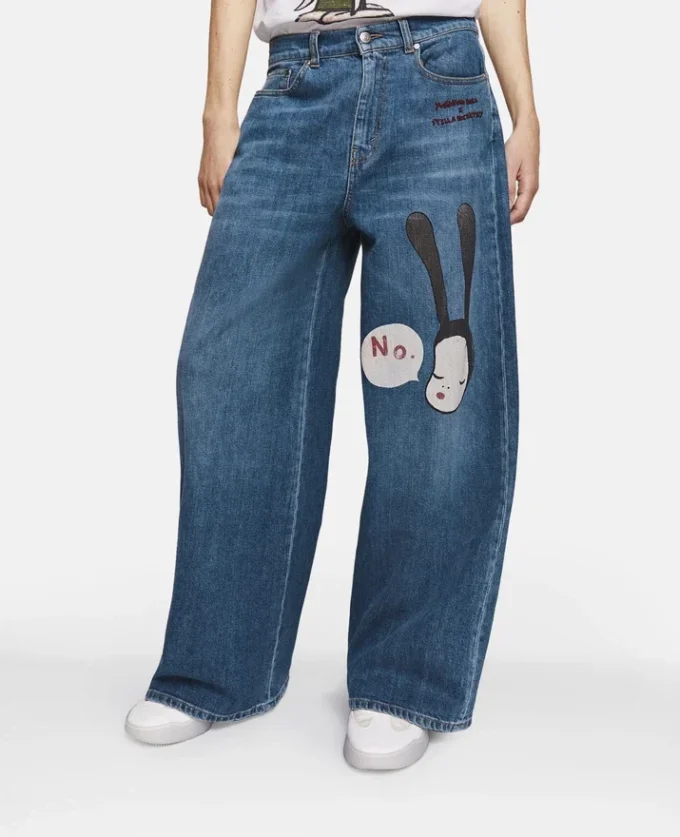 Jeans a gamba larga con ricamo Little Black Bunny Jeans a gamba larga con ricamo Little Black Bunny