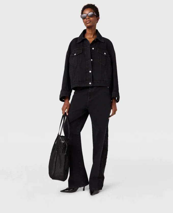 Giacca in denim con inserti in pizzo Giacca in denim con inserti in pizzo