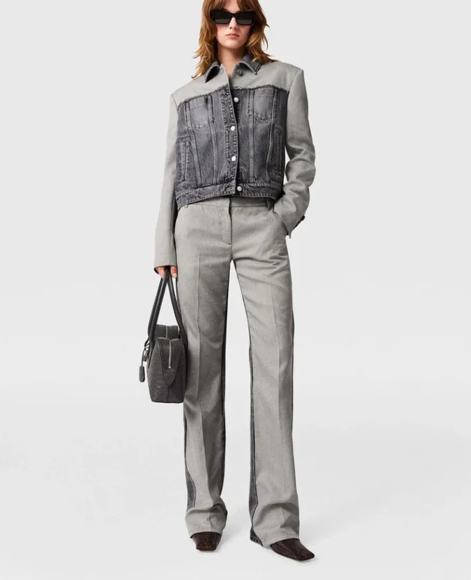 Jeans ibridi dal taglio sartoriale